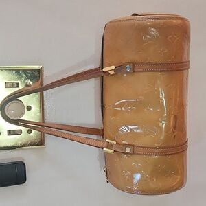 Authentic Louis Vuitton Vernis Papillon Mini Bag in Caramel Patent